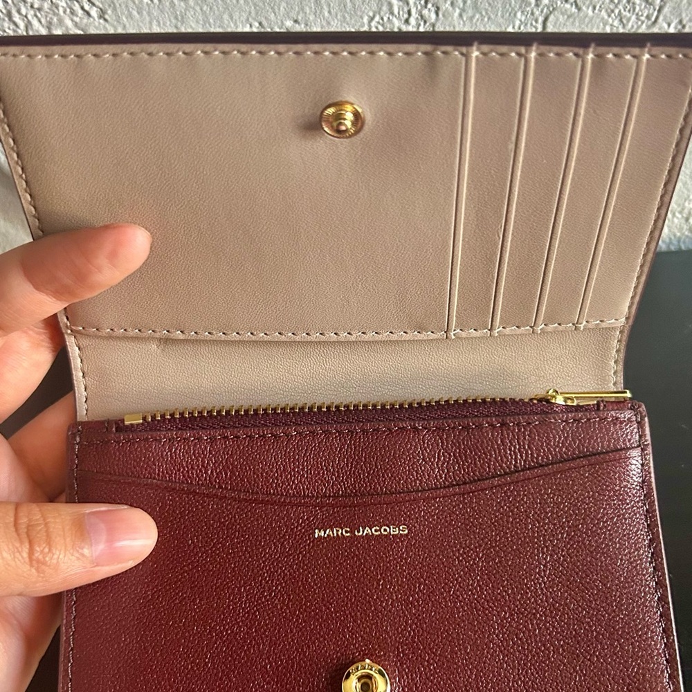 Marc Jacobs Wallet - Picture 4 of 6